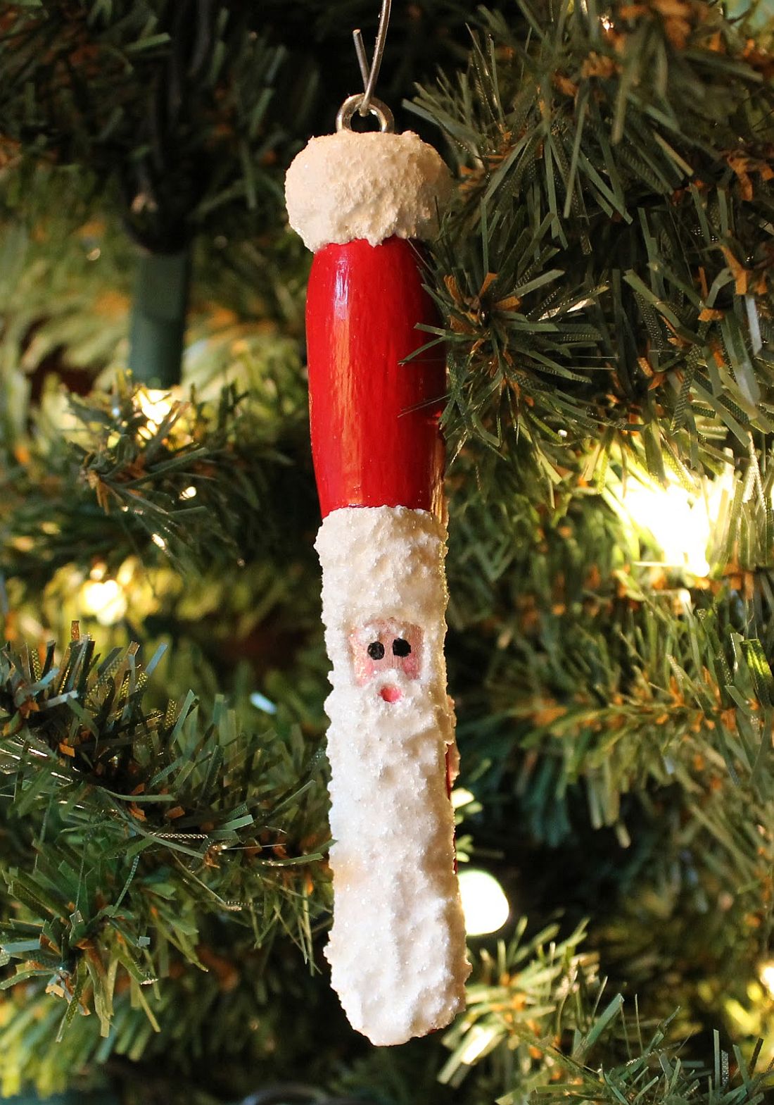 Taking-a-closer-look-at-the-Clothespin-Christmas-Ornament