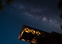 Clear-night-sky-at-the-Himalayan-hotel-with-the-Milky-Way-217x155