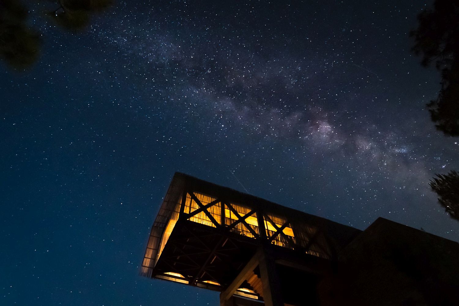 Clear night sky at the Himalayan hotel with the Milky Way