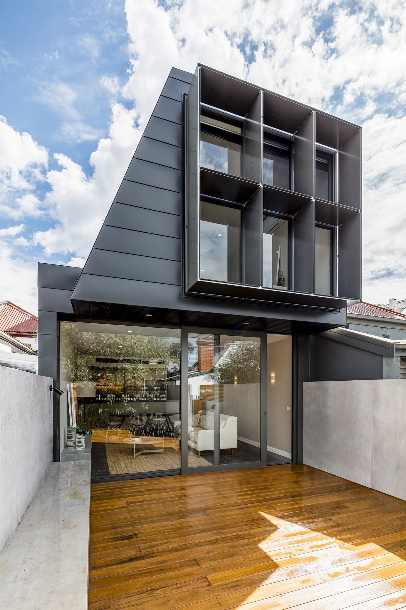 Contemporary Avatar of Terrace Home in Melbourne Flooded with White and Light!