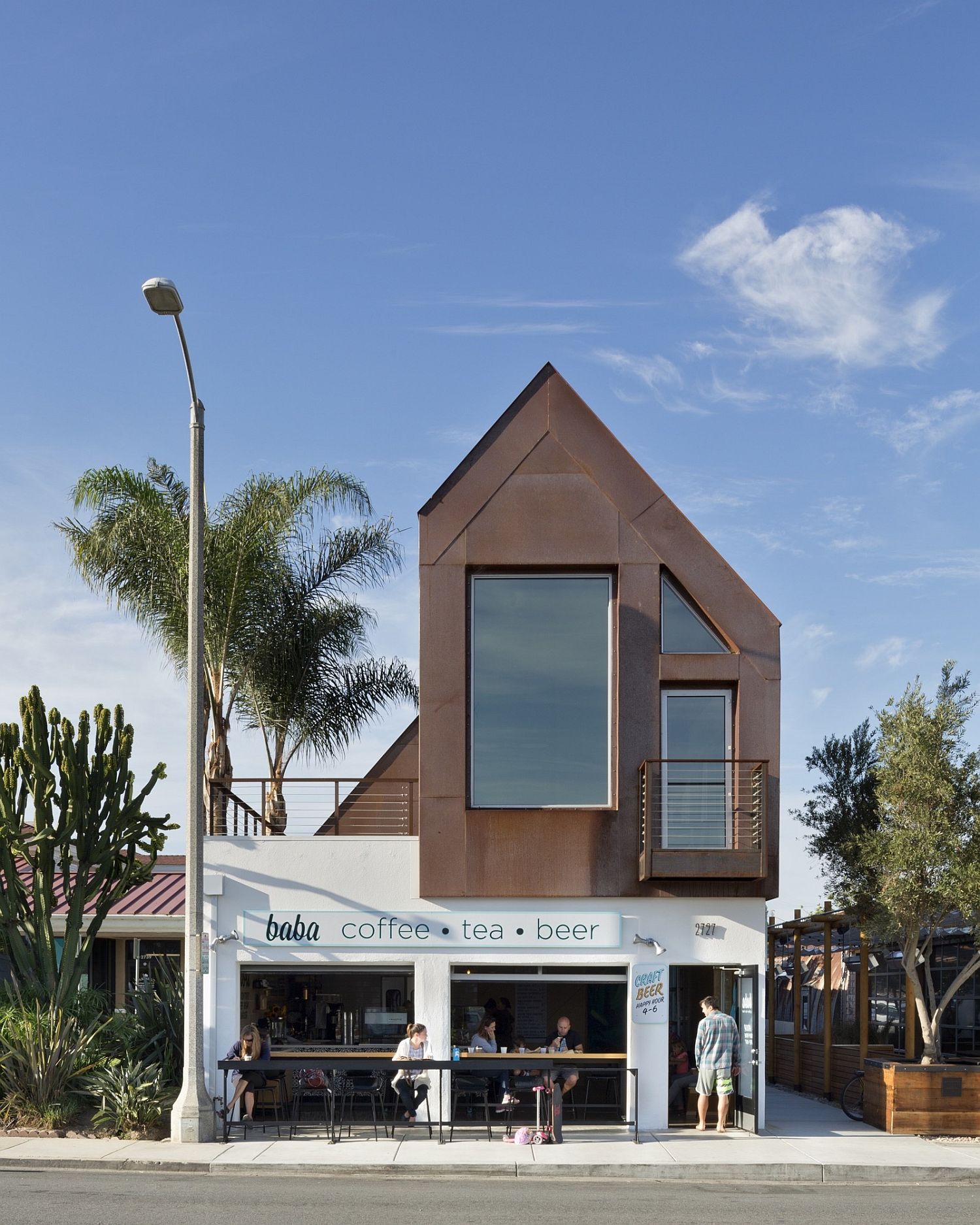 Lower level of the project was transformed into a cafe and dining spot