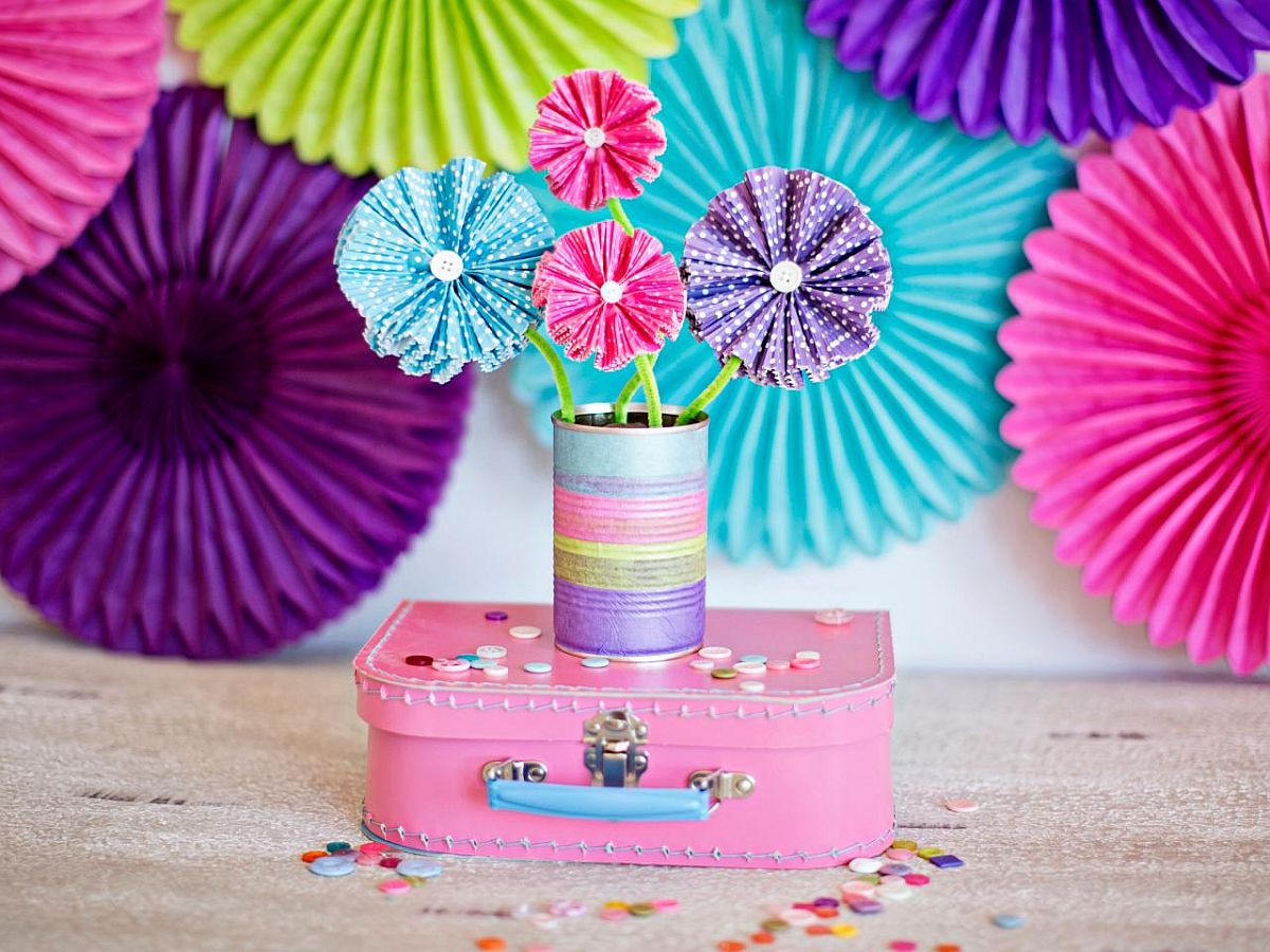 Paper-Flowers-Using-Cupcake-Liners-bring-purple-along-with-pink