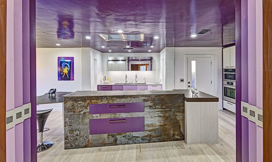 Trendy Color Upgrade: Stylish Kitchens in Shades of Violet and Purple