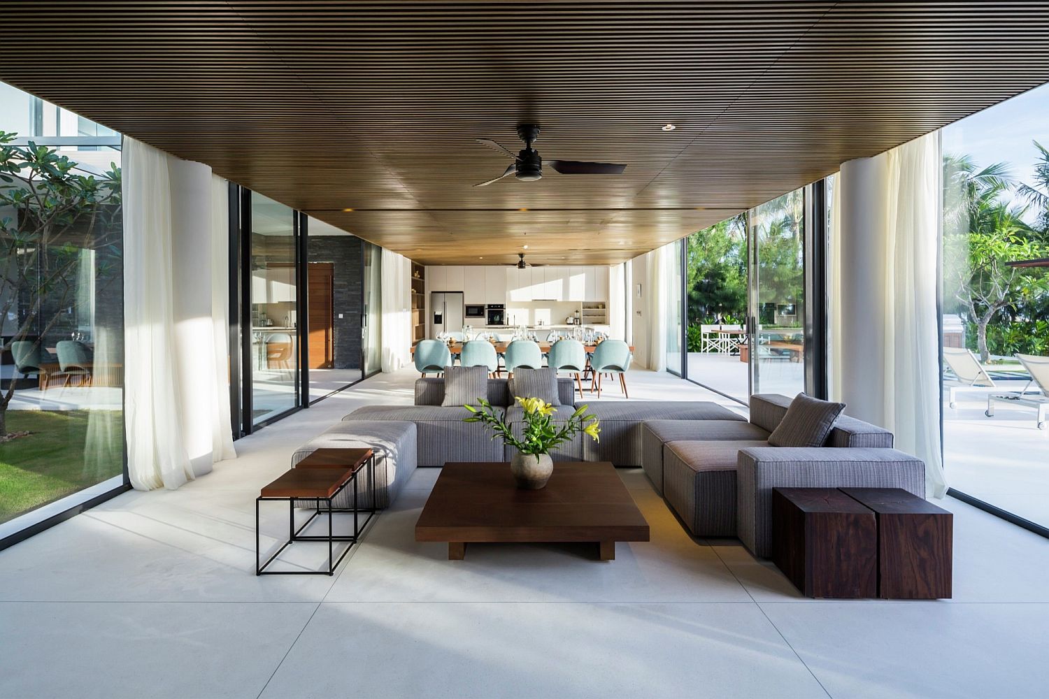 Sweeping pavilion style living areas with ample natural ventilation