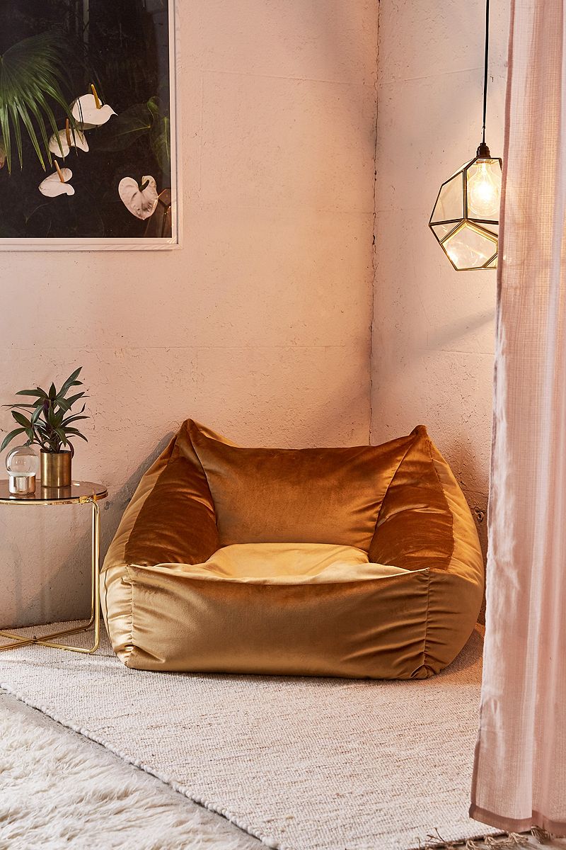 Velvet-lounge-chair-in-copper