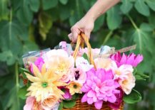 Gorgeous-DIY-Floral-Picnic-Basket-217x155