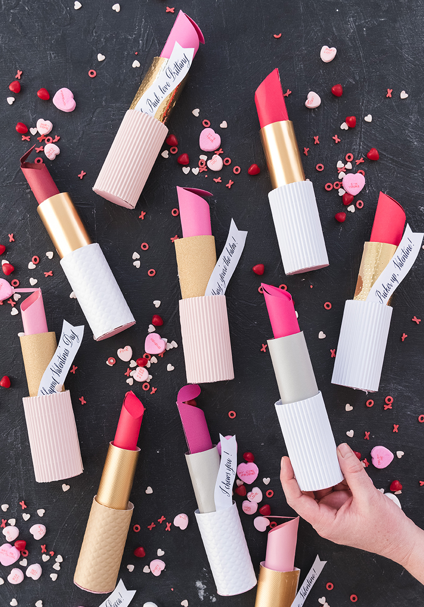 Paper-lipstick-valentines