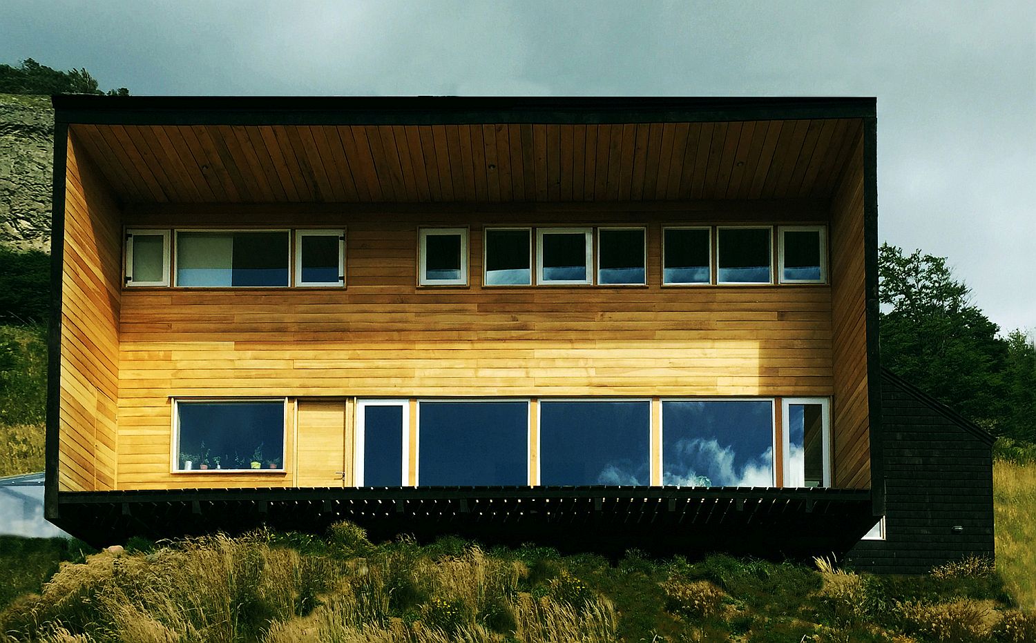 Structure of the cabin also accommodates for the roof