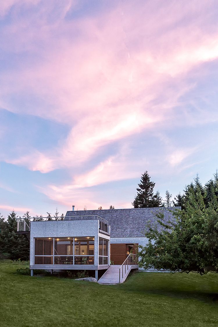 Old New England Farm Outbuilding Replaced with a Nifty Modern Masterpiece