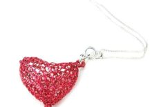 Wire-crochet-volume-heart-pendant-DIY-217x155