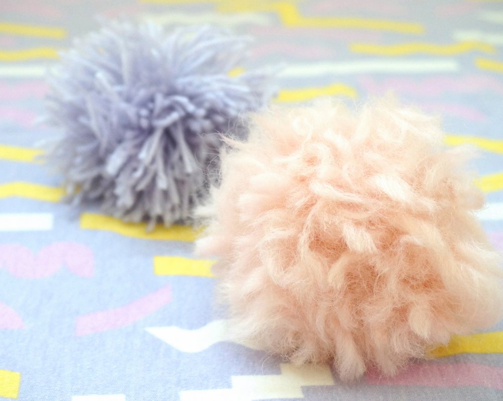 DIY-pom-poms-fun