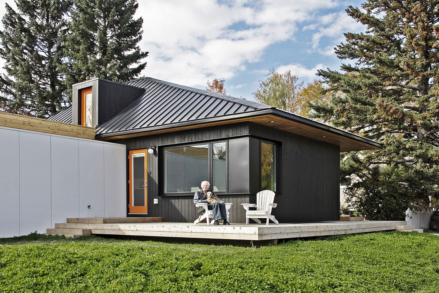 Dark and dashing exterior of the home in Canada