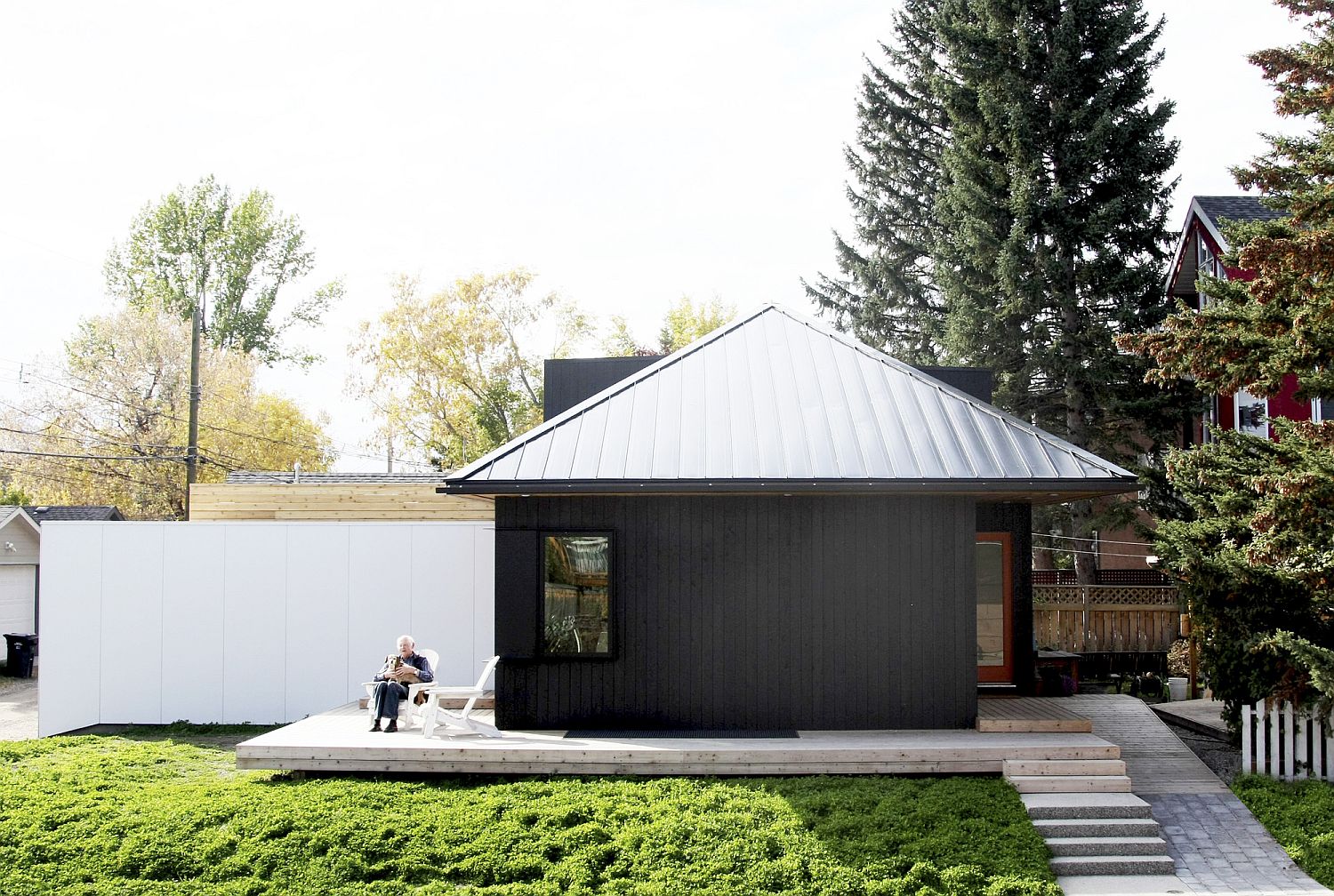 Economic-and-modern-multi-generational-home