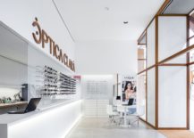 Sophisticated-and-smart-design-of-modern-optical-store-in-Spain-217x155