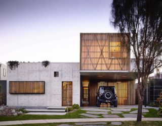 This Splendid Hardwood and Concrete House Captivates with Its Imperfections!