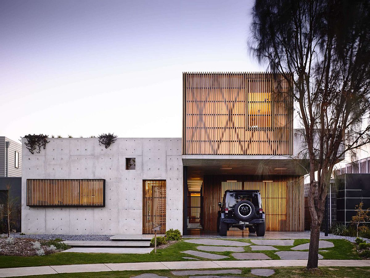 This Splendid Hardwood and Concrete  House  Captivates with 