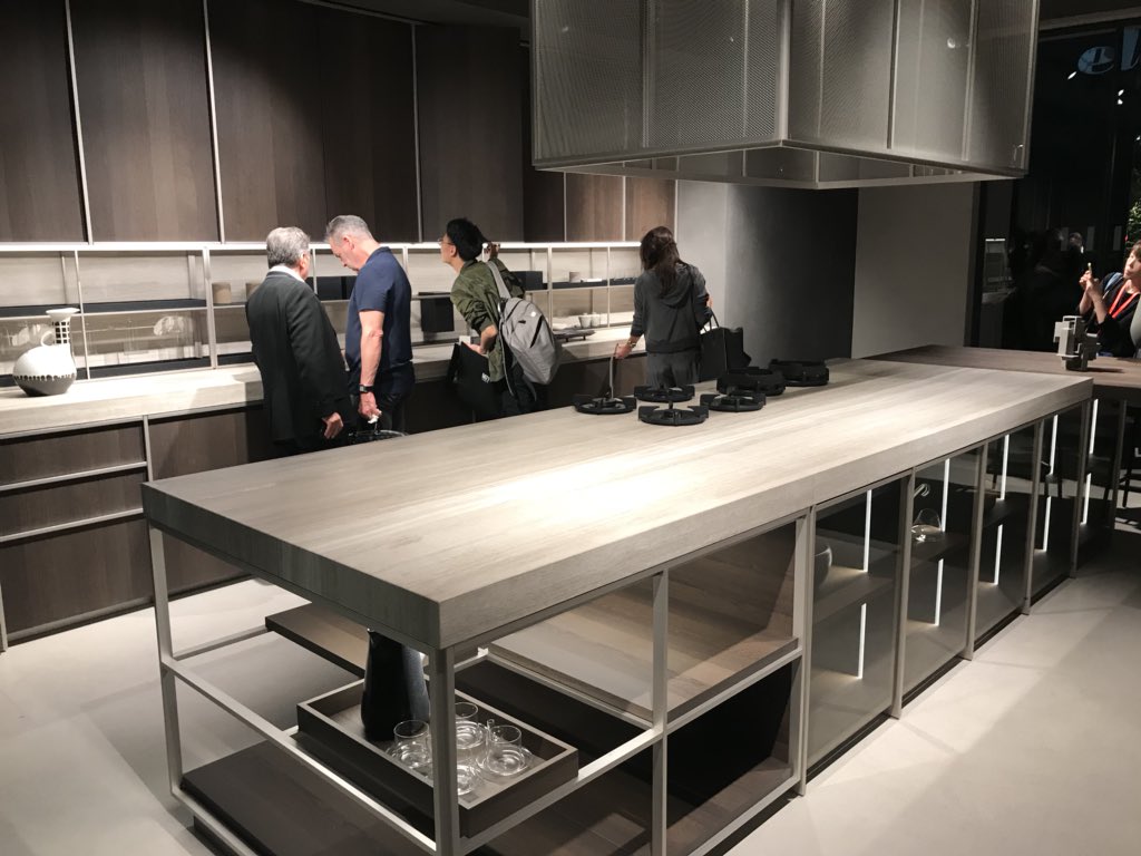 New-age-kitchens-from-MolteniC-Dada-at-Salone-del-Mobile-2018