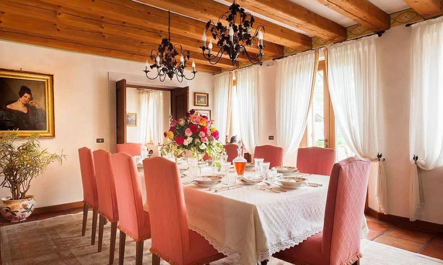 Simply Sumptuous: 25 Amazing Mediterranean Dining Rooms