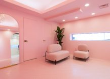 Pink-waiting-room-of-the-high-end-clothing-store-in-Seoul-217x155