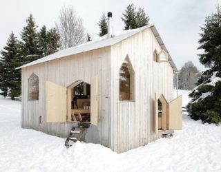 Reconstruction of a Chalet: Playful, Energy-Efficient and Minimal Residence in Wood