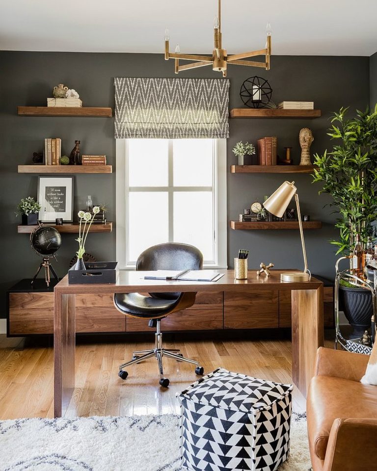 Trendy Accents for Your Home Office: From Gold to Gorgeous Prints!