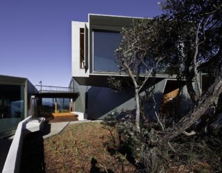 Framing it Just Right: Enchanting Beach House on the Great Ocean Road