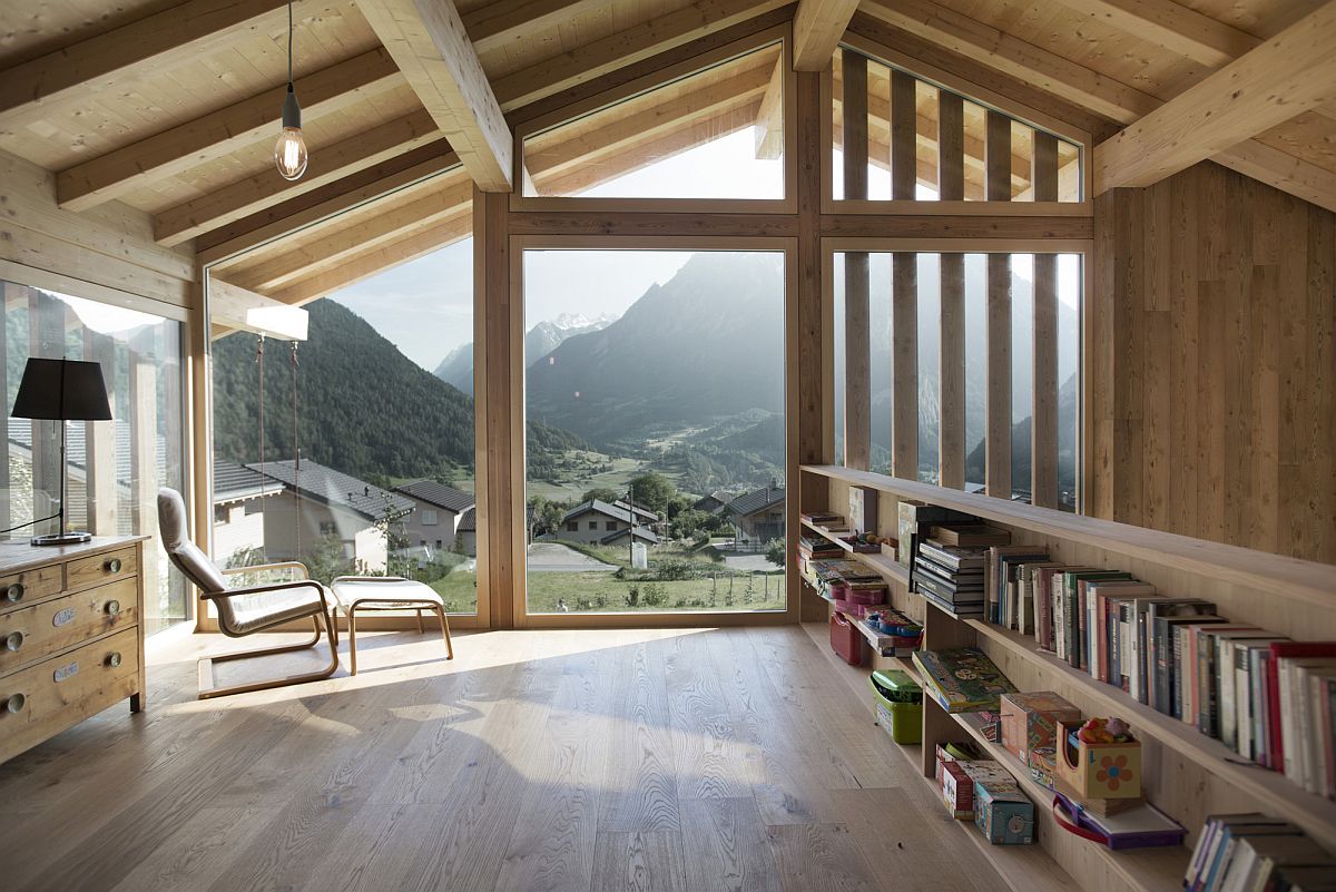 Mezzanine level of the contemporary home in the village of Vollèges