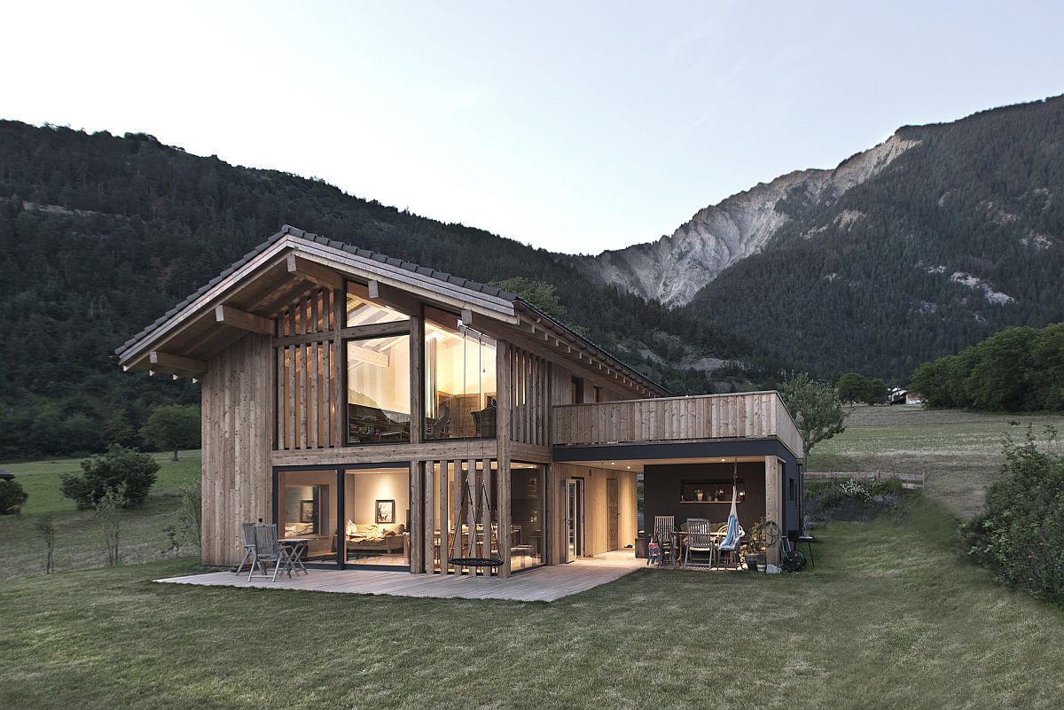 Open rear facade of the the Swiss home