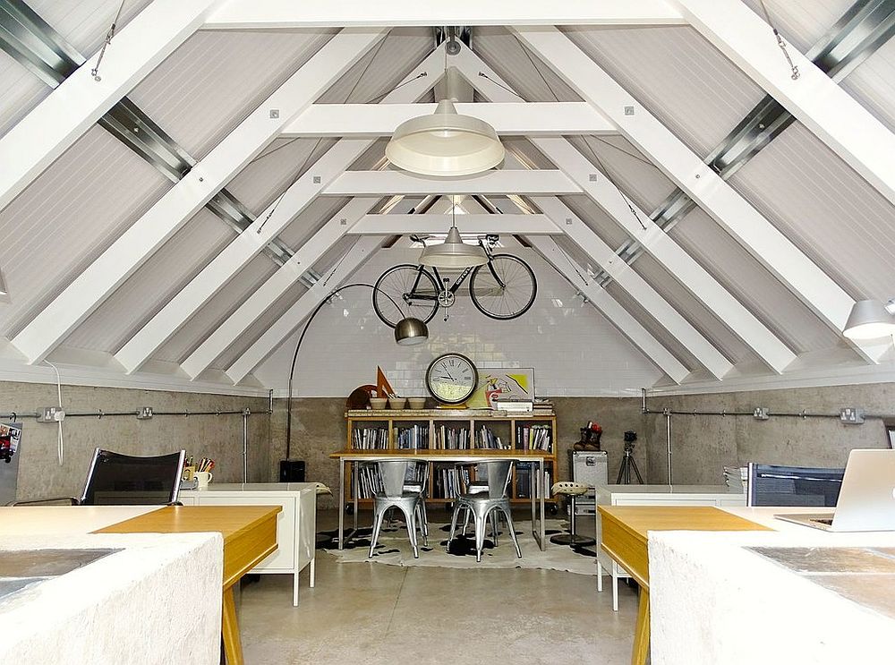 Finding space for the modern home office in the garage