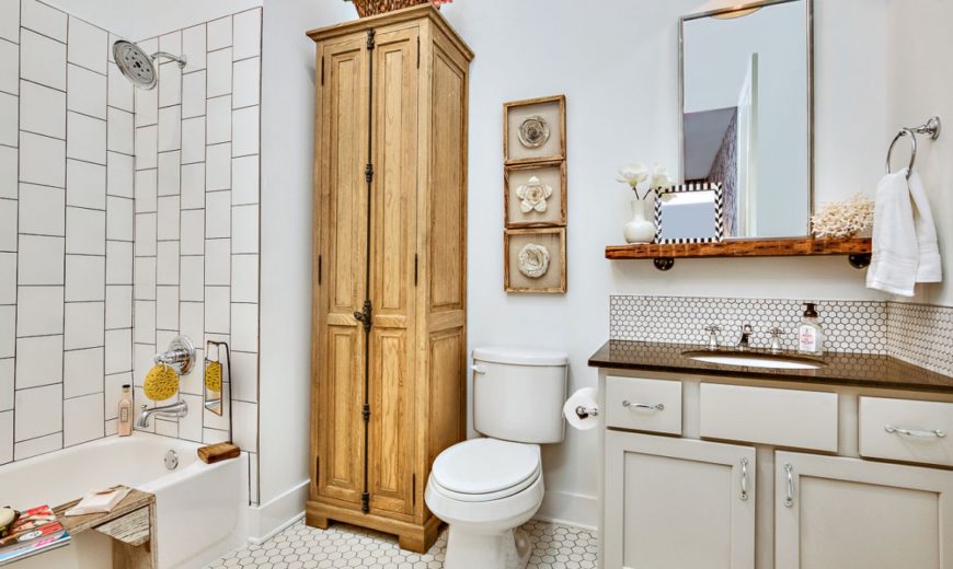 Guest bathroom shelving  Bathroom decor apartment, Small bathroom