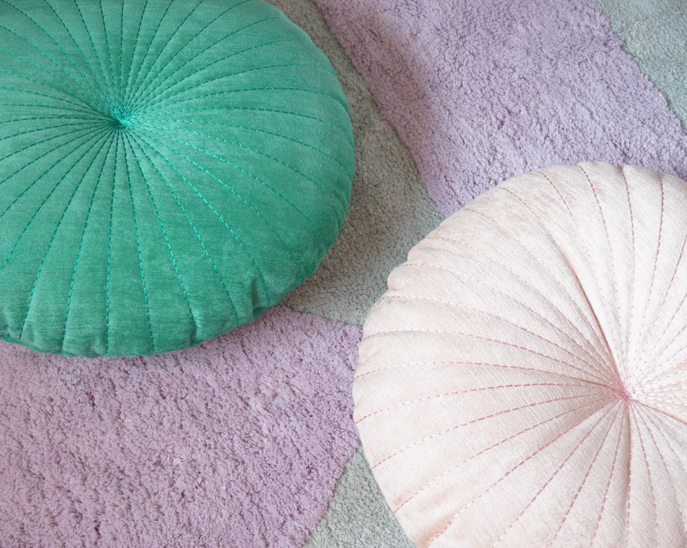 Shelly-Round-Pillows-from-Urban-Outfitters