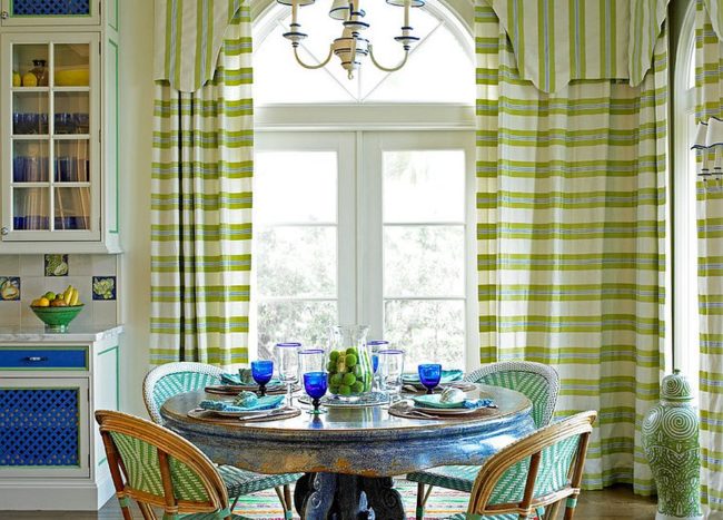 transition dining room green