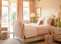 Lovely-pink-Mediterranean-room-full-of-natural-light-217x155