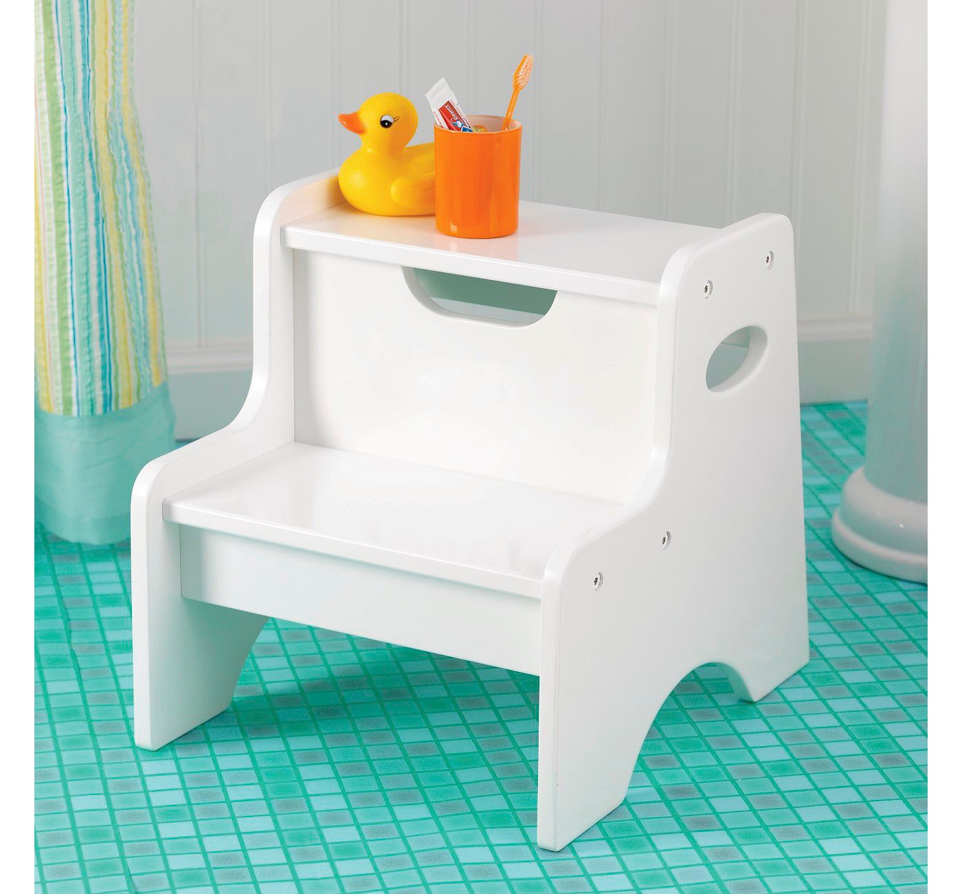 Two-step stool in white