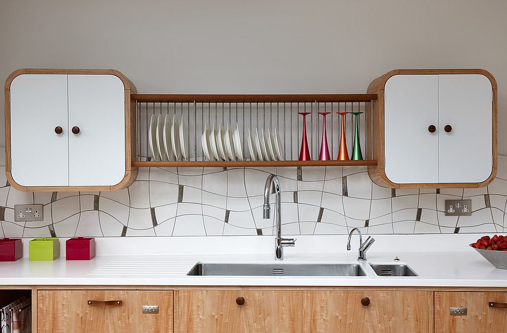 kitchen design with plate rack