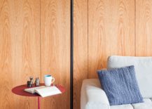 Wooden-wall-panels-bring-coziness-to-the-apartment-217x155