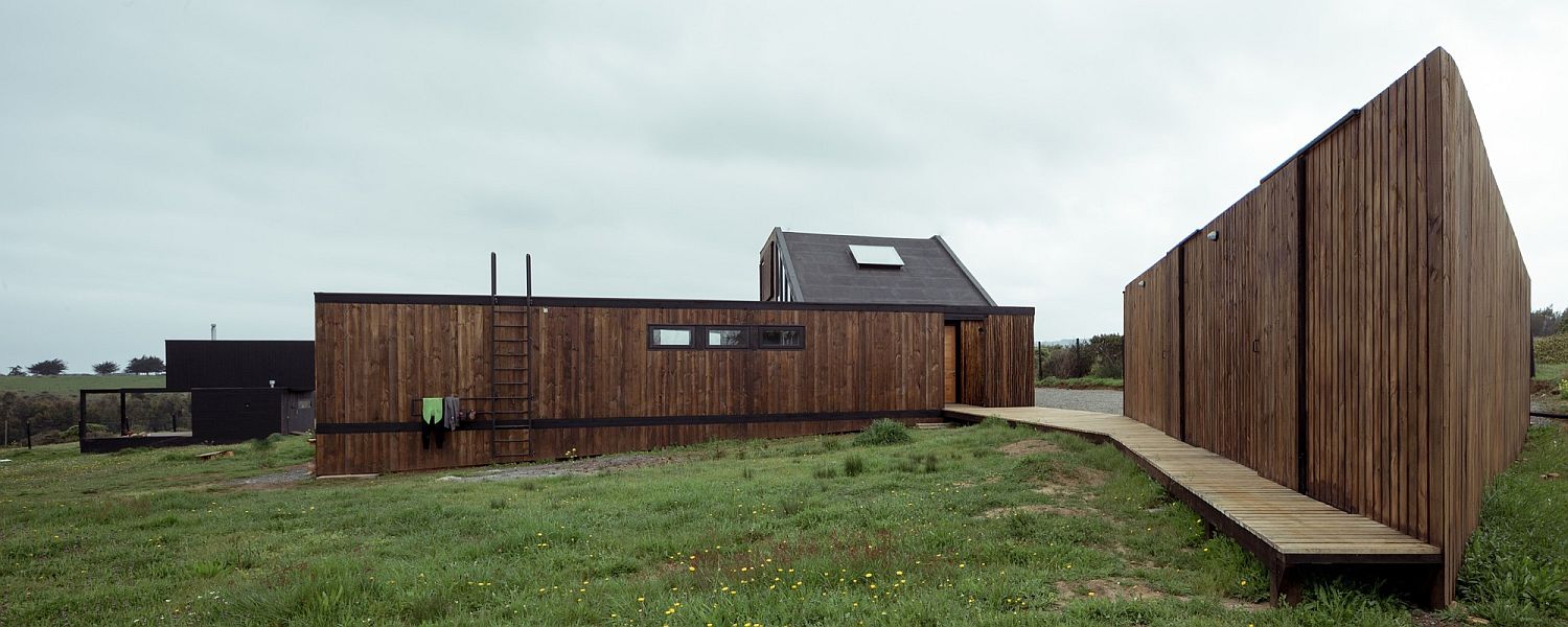 BL1 and BL2 House with a view of natural landscape and distant ocean