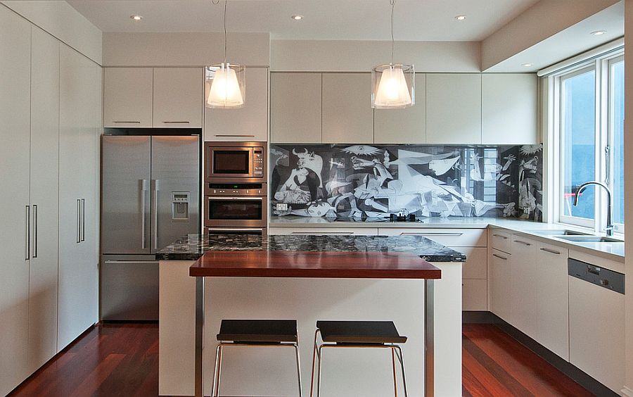 Backsplash adds pattern to the kitchen in style