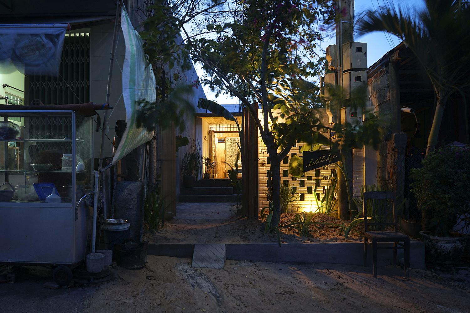 Conversion-of-old-building-in-Vietnam-into-the-lovely-Hill-Lodge