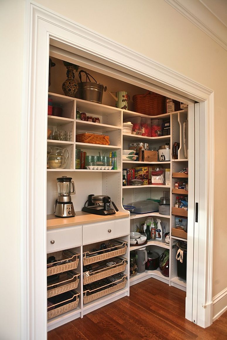 Doors of the pantry that dissapear into the wall