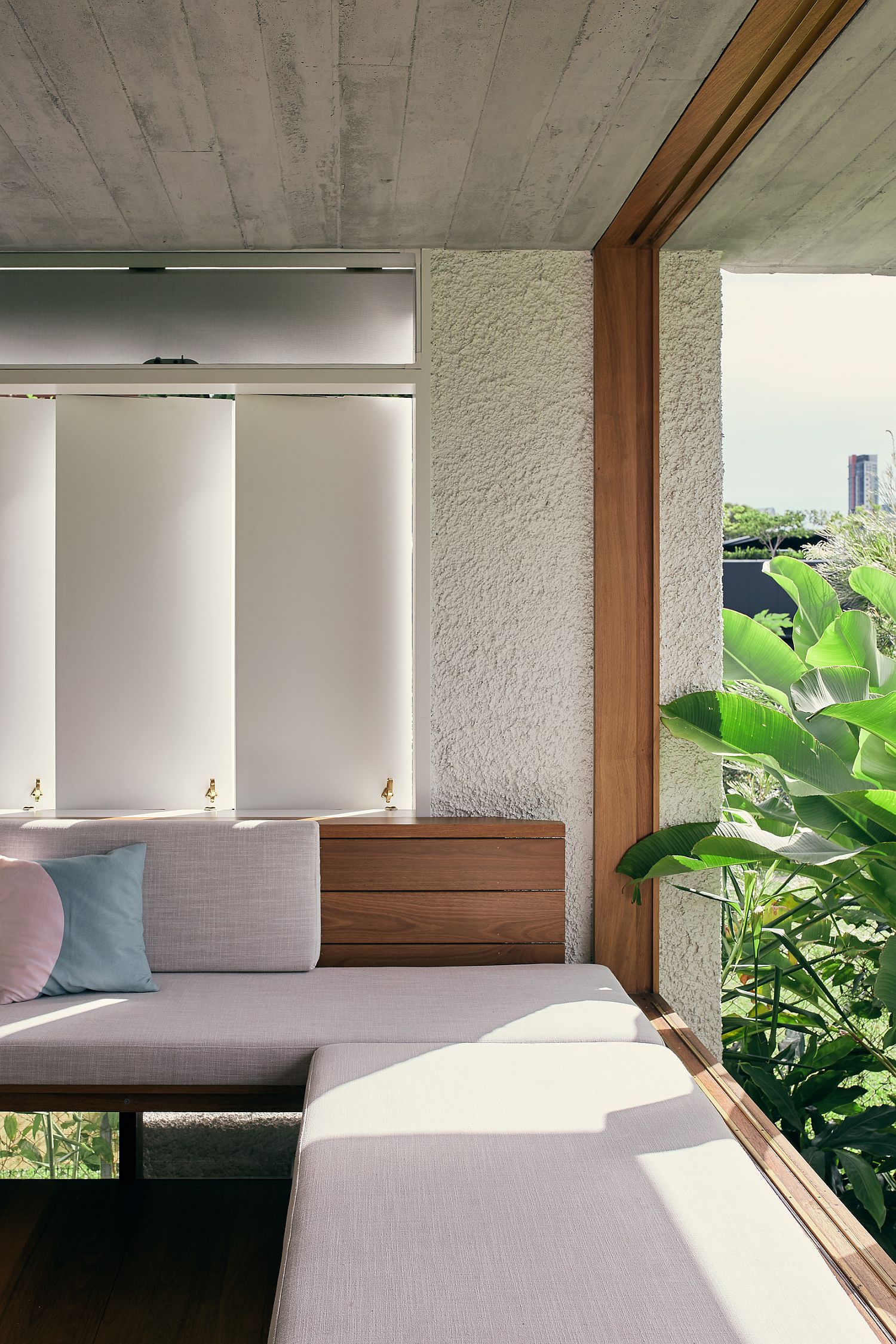 Fabulous-little-seat-next-to-the-open-window-overlooking-the-garden