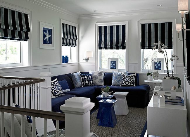 Hot Fall and Winter Trend: Exquisite Navy Blue Sofas for a Trendy