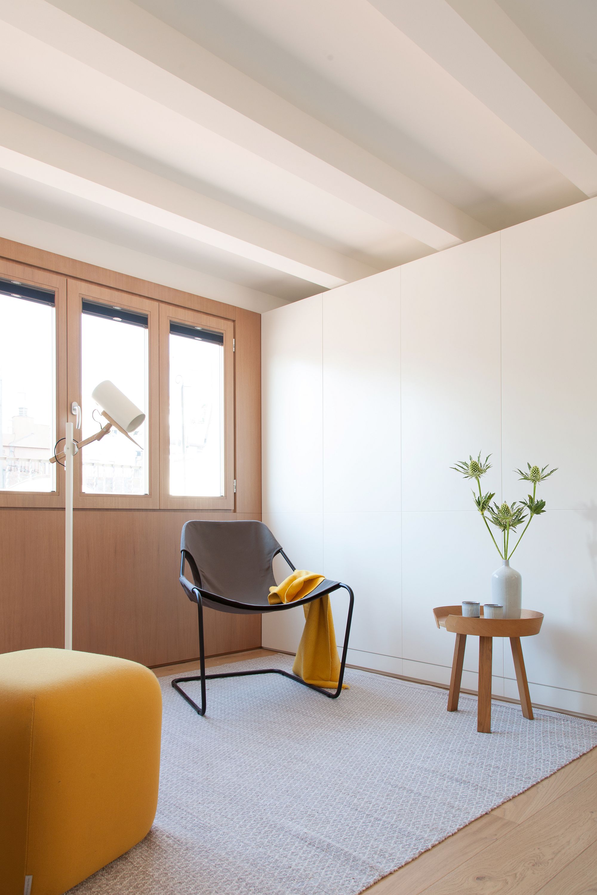 Former gatekeeper residence in Gracia turned into a gorgeous occasional home