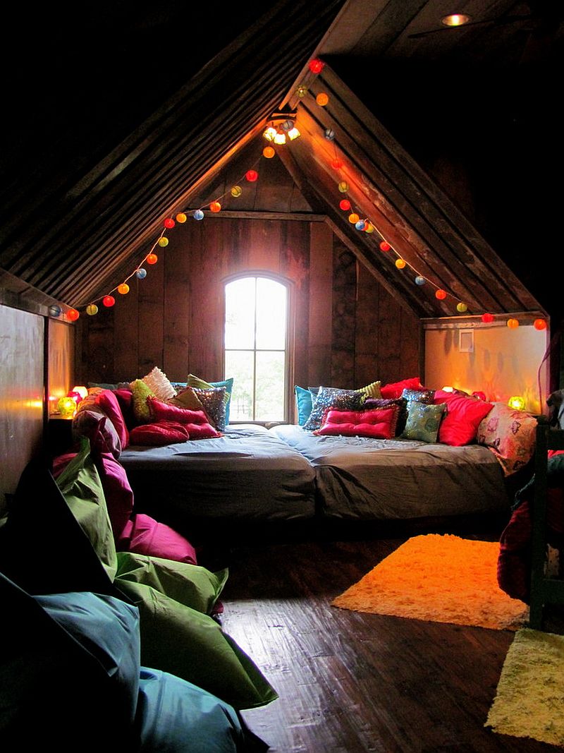 Gorgeous use of string lights in the lovely bohemian style attic bedroom