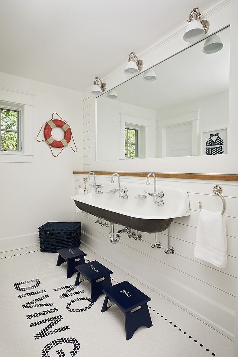 Let decor and fixtures bring navy blue to the contemporary bathroom this fall