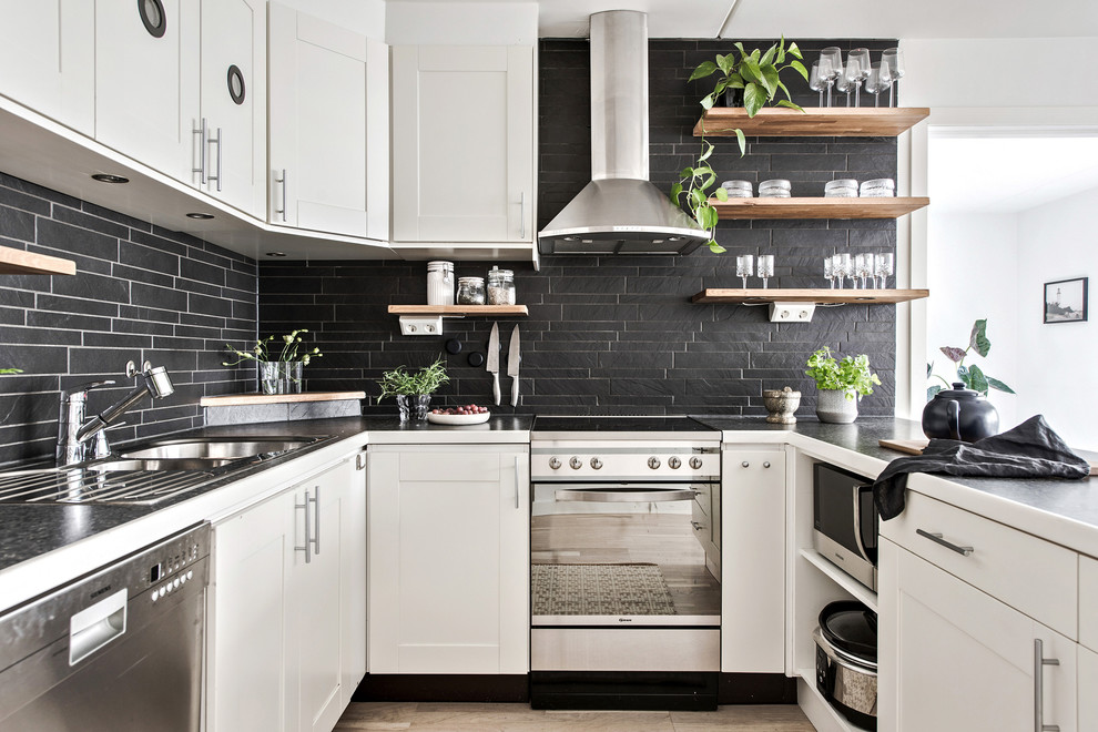 Trendy Kitchen Backsplash Ideas, White Kitchen Cabinets With Black And Backsplash
