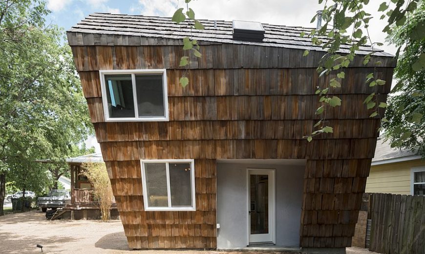 Reclaimed Cedar Shingles Give this Small Dashing Home an Unmistakable Identity!