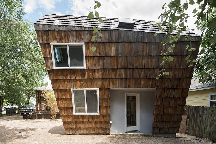 Reclaimed-cedar-shakes-cover-modern-Austin-home