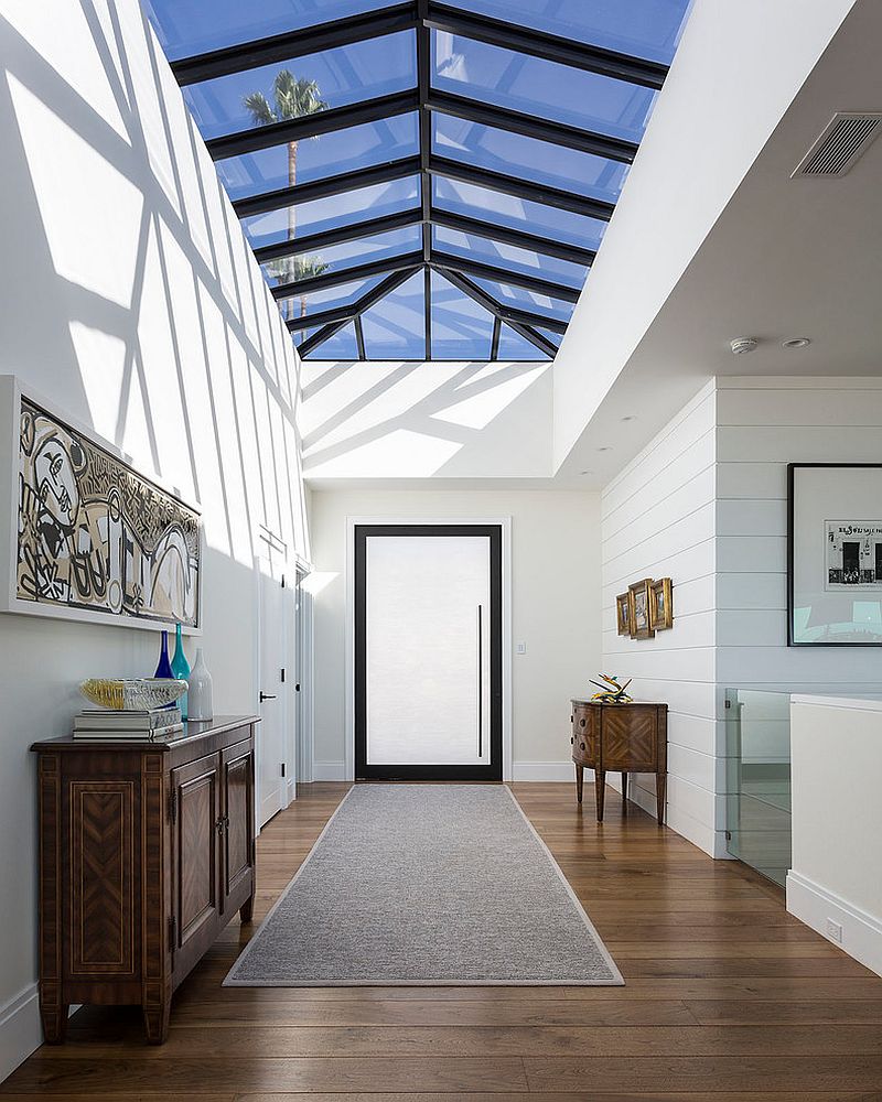 Skylight or glass roof for the entry, you decide!