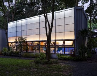 Colorful and Bright Building in Thailand Changes the Image of Boring Libraries!